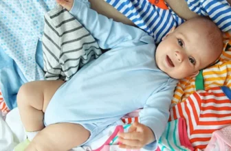 What Are the Best Baby Clothes for Different Seasons?